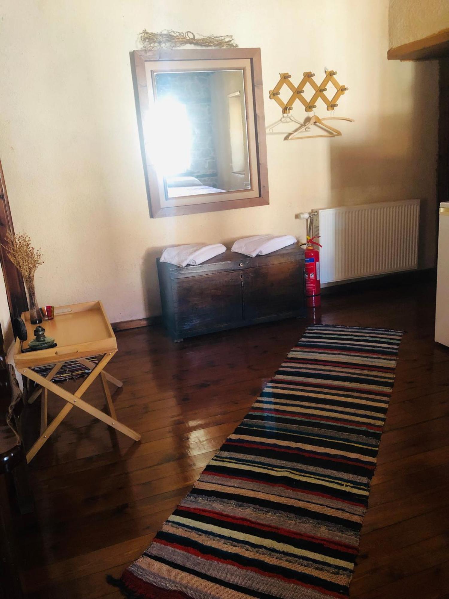 Χαγιάτι Hotell Psarades Eksteriør bilde