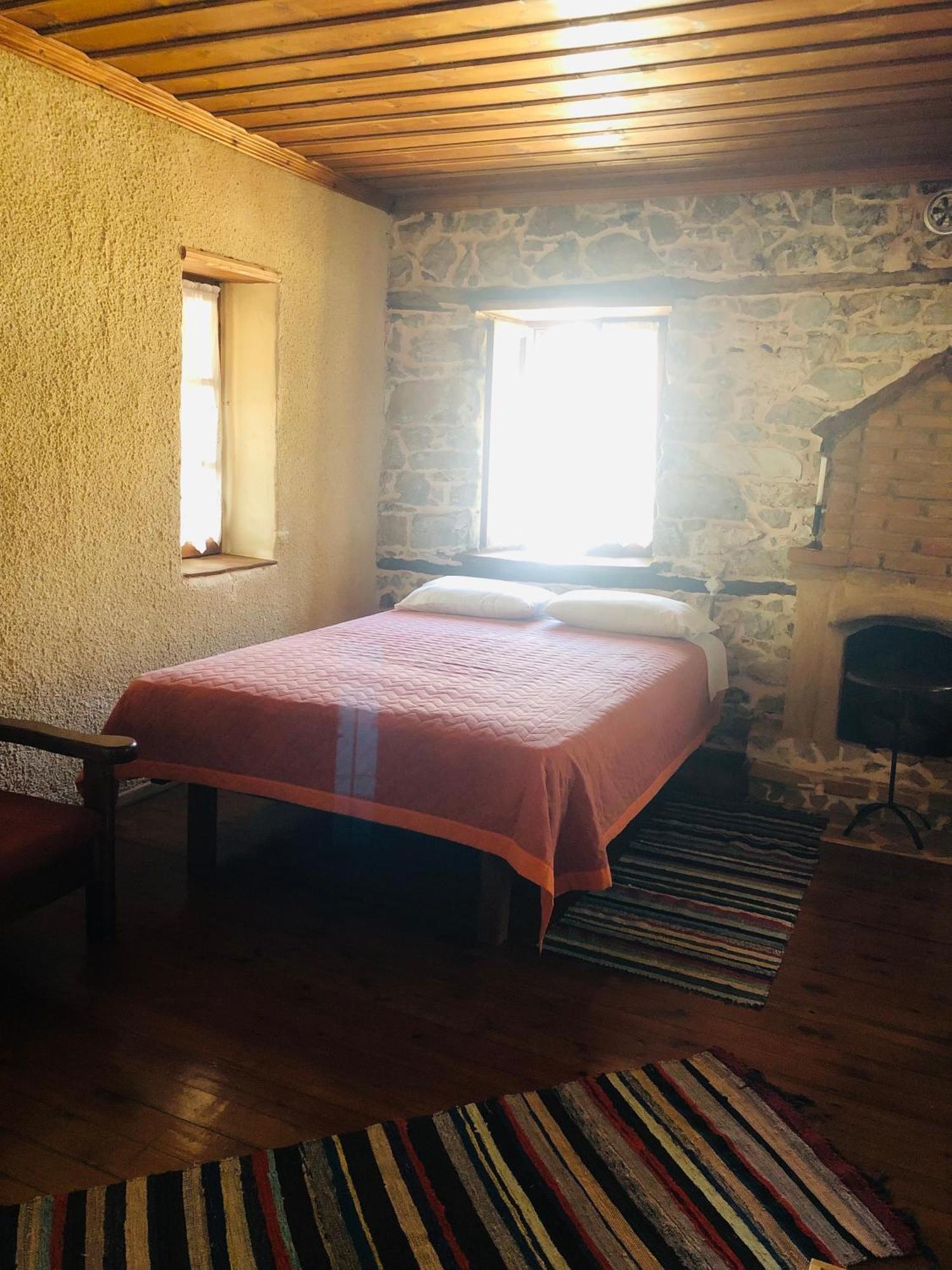 Χαγιάτι Hotell Psarades Eksteriør bilde